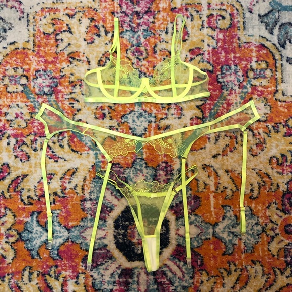 SOLD SheIn Neon Lime Mesh Lingerie Set - Picture 6 of 10